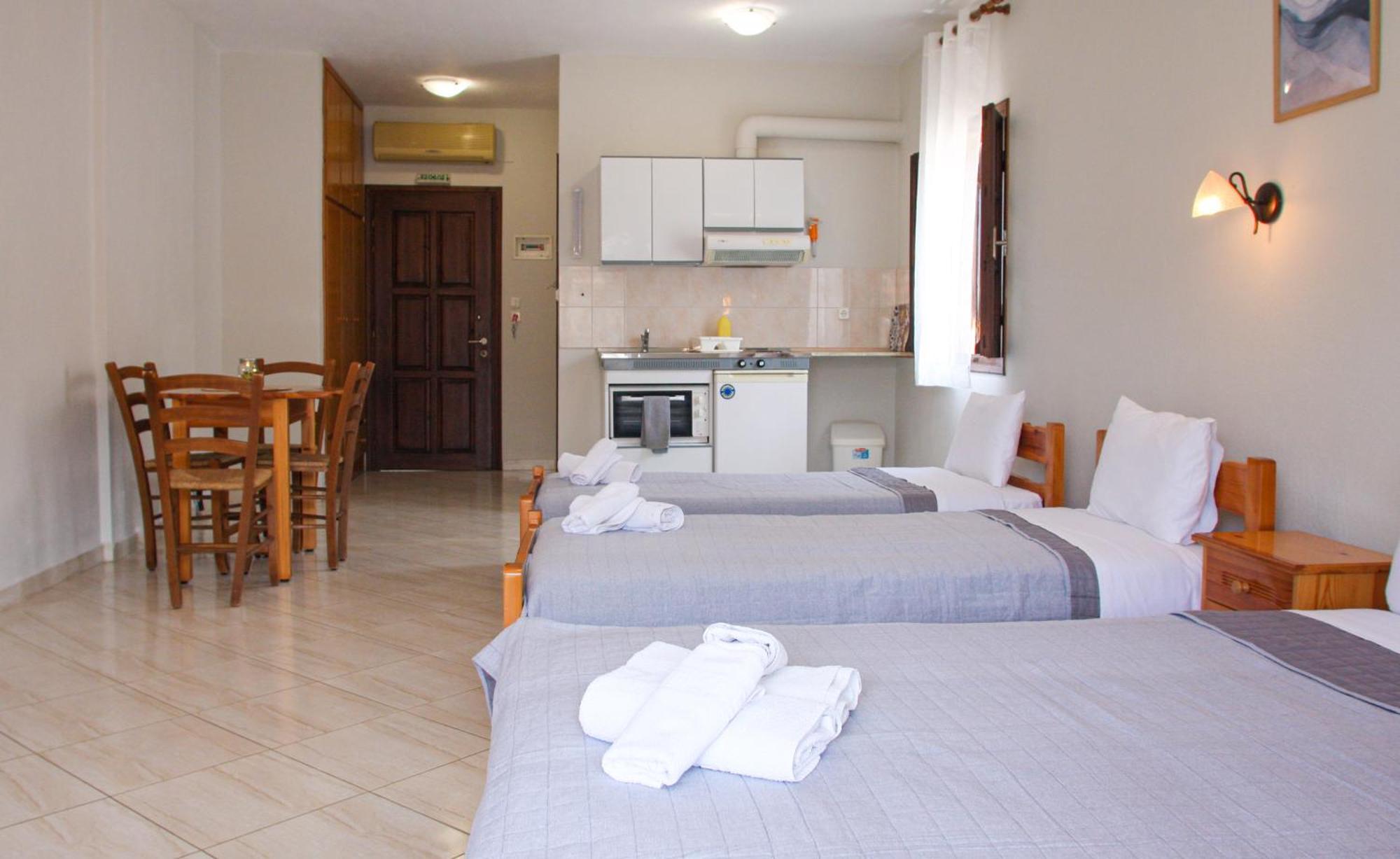 Aris Junior Skopelos Apartment
